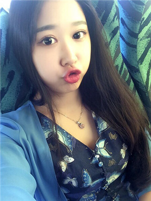 你們來看看翟爽做的切開雙眼皮怎么樣