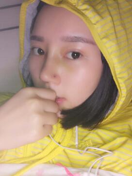 鼻子整形術(shù)后一周了，終于拆線