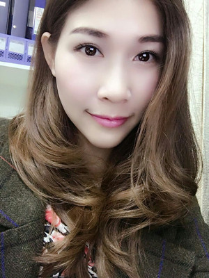 激光祛眼袋2個(gè)月，不用手術(shù)就可以變得很年輕哦！