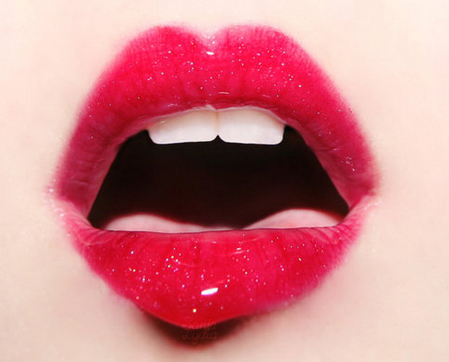 四川做美容冠矯正牙齒后該怎么護(hù)理