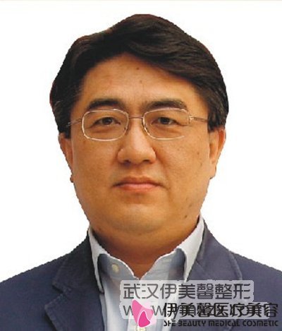 武漢伊美馨整形醫(yī)院崔胸哲三維假體隆胸術(shù)果怎么樣