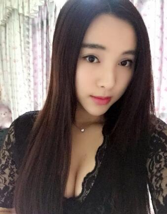 艾米麗自體脂肪隆胸恢復(fù)經(jīng)歷