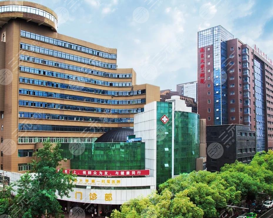南昌大學(xué)第一附屬醫(yī)院整形科怎么樣？是外包的嗎？附文輝才、付建華醫(yī)生介紹