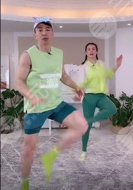 劉畊宏瘦肚子四個動作