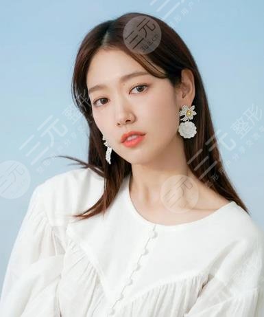 樸信惠整容前后照片