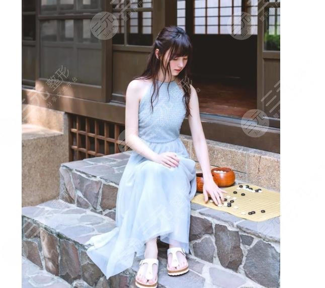 94年的棋壇美女黑嘉嘉是中國棋手嗎？