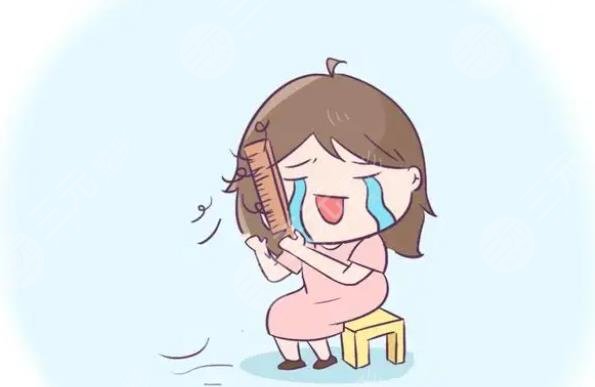 頭發(fā)油膩又脫發(fā)應(yīng)該如何護(hù)理