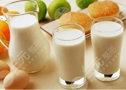 喝牛奶能豐胸嗎?