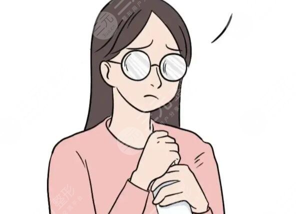 激光手術(shù)緩解近視眼要花多少錢?