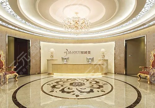 穆寶安醫(yī)生擅長(zhǎng)科普