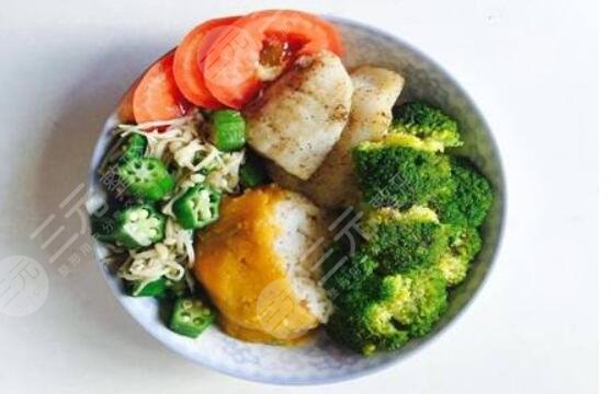 不吃晚飯減肥法容易反彈嗎？如何科學(xué)搭配減肥食譜？