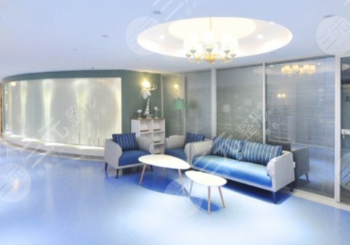 張朋醫(yī)生做面部吸脂手術(shù)怎么樣