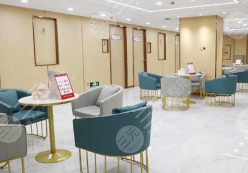 鐘青杰醫(yī)生做鼻子怎樣？