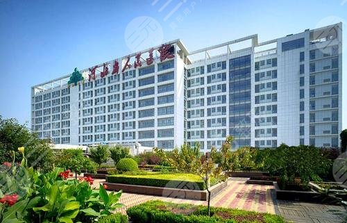 河北省人民醫(yī)院隆胸費用需要多少