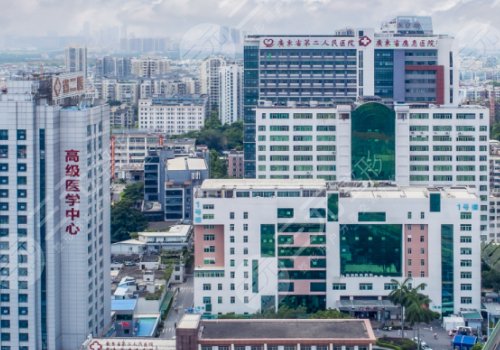 唐志榮醫(yī)生做隆胸好嗎